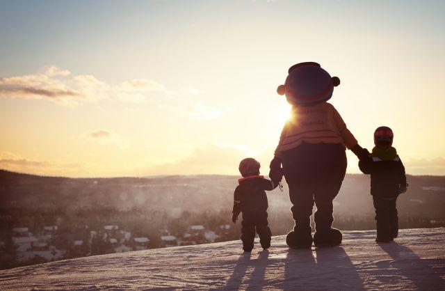 Buse barn solnedgång c58254f5da89128fb802dc39362732e9